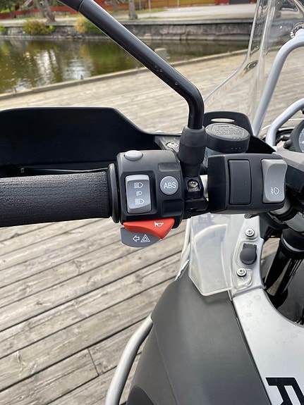 BMW R 1200 GS Adventure 8 of 17