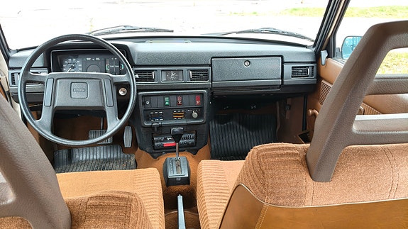 Volvo 244 5 of 6
