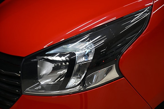 Opel Vivaro 7 of 26