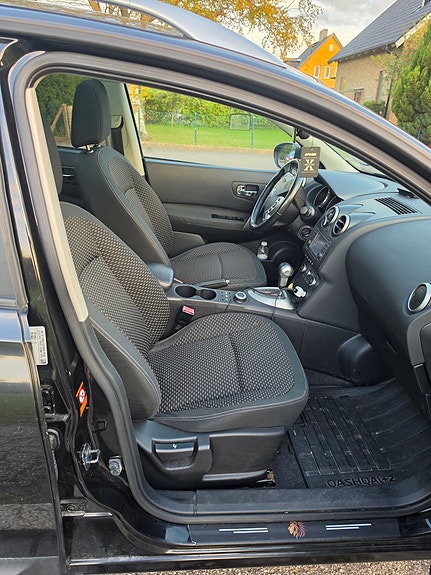 Nissan Qashqai+2 10 of 12