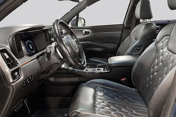 Kia Sorento 10 of 30