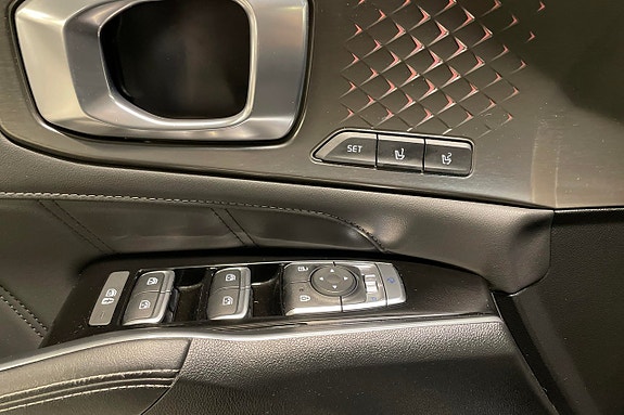 Kia Sorento 21 of 30