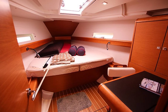 Jeanneau Sun Odyssey 409 | 2011 11 of 12
