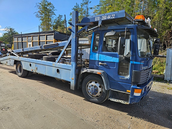 Volvo 1991 FL614 2 of 7