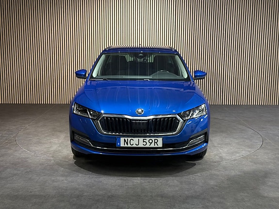 Skoda Octavia 9 of 28