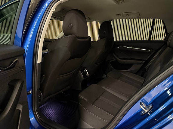 Skoda Octavia 12 of 28