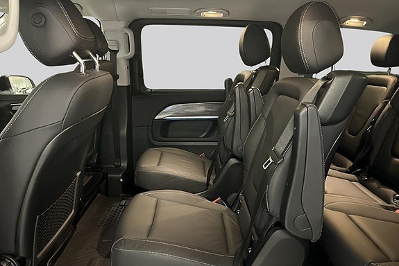 Mercedes-Benz V300 d 9 of 14