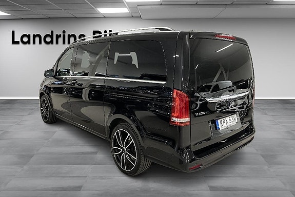 Mercedes-Benz V300 d 6 of 14