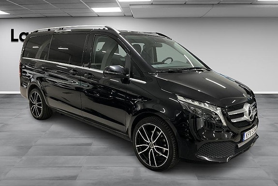 Mercedes-Benz V300 d 3 of 14