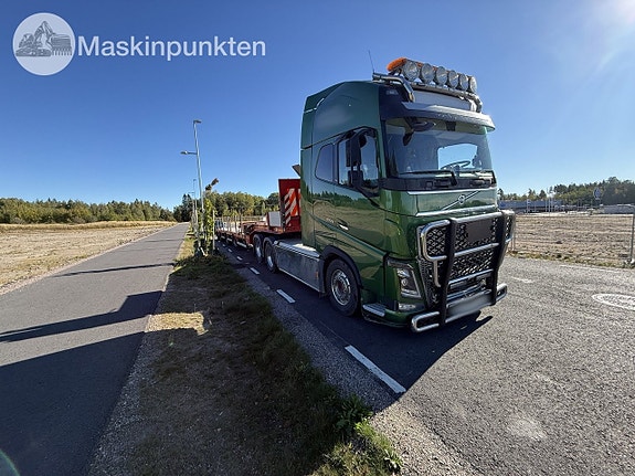 Volvo FH16 650 + jumbo trailer 3 of 27