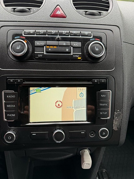 Volkswagen Passat 7 of 10