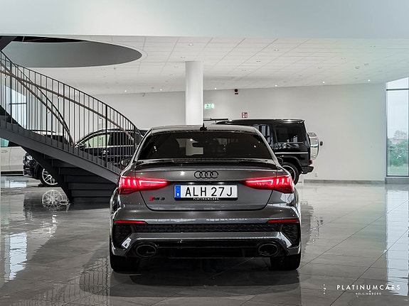 Audi RS3 4 of 24