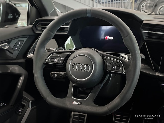 Audi RS3 9 of 24