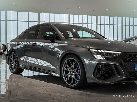Audi RS3 20 of 24