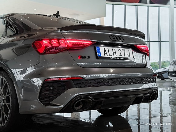 Audi RS3 23 of 24