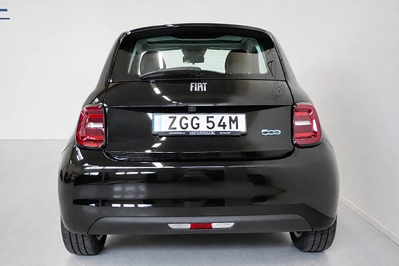 Fiat 500e 8 of 17