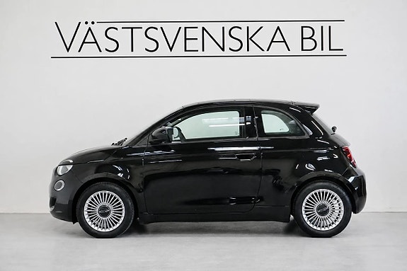 Fiat 500e 2 of 17