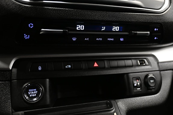 Opel Vivaro-e 23 of 30