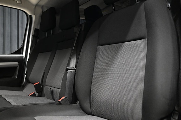 Opel Vivaro-e 21 of 30