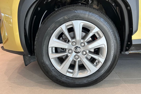 Toyota Yaris Cross 19 of 26