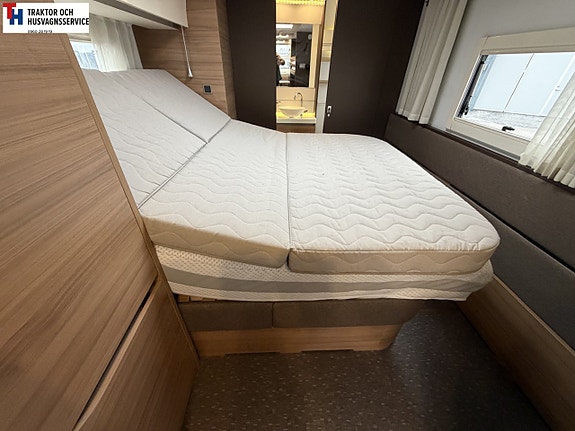 Adria ALPINA 903 HT -17 13 of 21