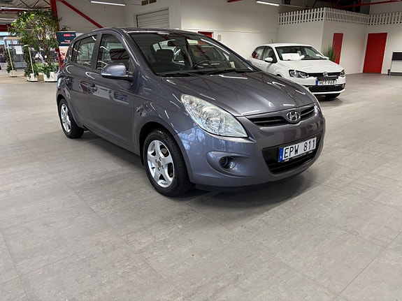 Hyundai i20 6 of 10