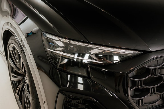 Audi Q8 3 of 9