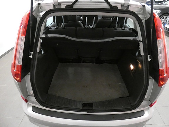Ford C-Max 16 of 16