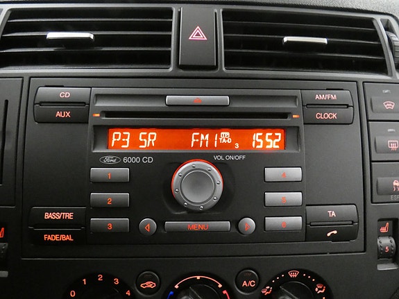 Ford C-Max 9 of 16