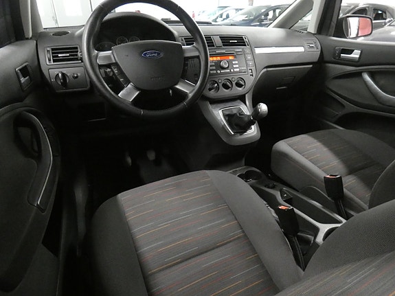 Ford C-Max 7 of 16
