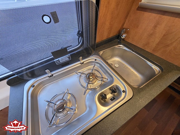 Malibu VAN 640 LE *Automat *Solcell *3500kg 5 of 18
