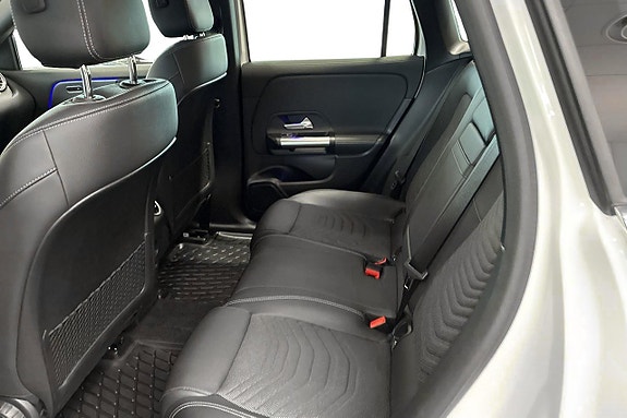 Mercedes-Benz EQA250 9 of 26