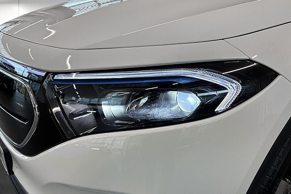 Mercedes-Benz EQA250 25 of 26