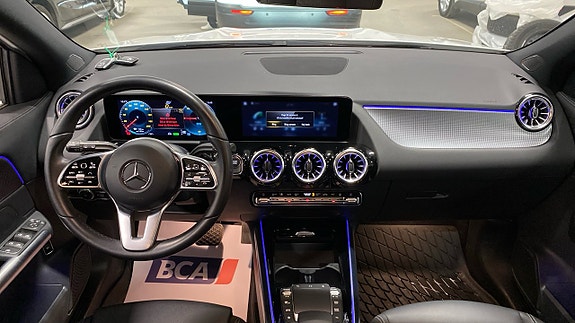 Mercedes-Benz EQA250 6 of 8