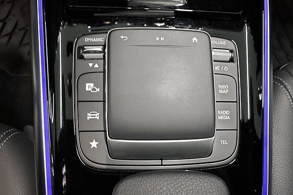 Mercedes-Benz EQA250 18 of 26