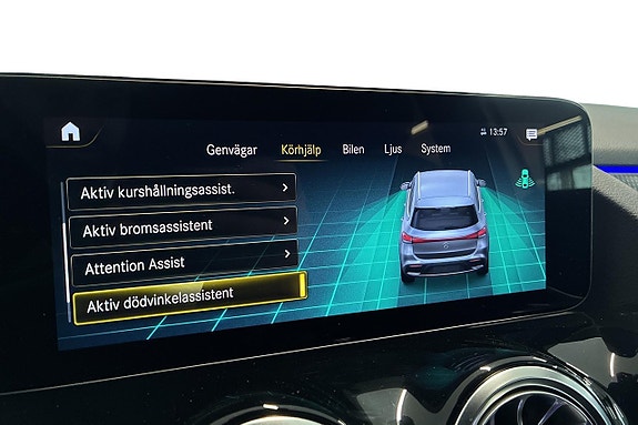 Mercedes-Benz EQA250 23 of 26