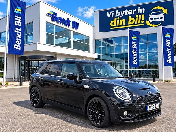 MINI Clubman Cooper S 2 of 5
