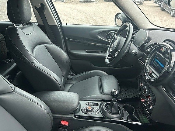 MINI Clubman Cooper S 4 of 5