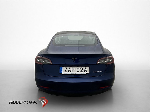 Tesla Model 3 8 of 30