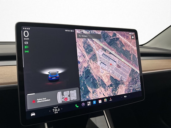 Tesla Model 3 20 of 30