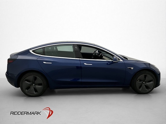 Tesla Model 3 10 of 30