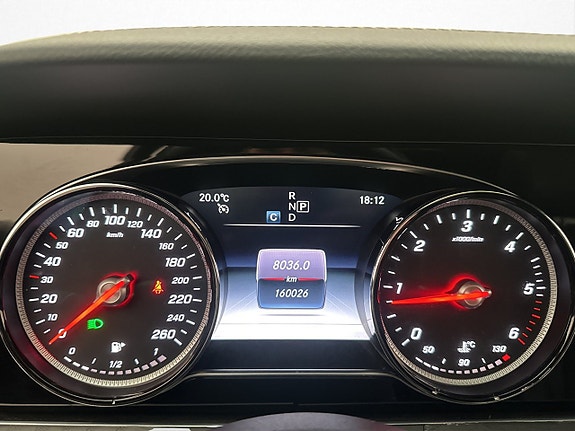 Mercedes-Benz E220 17 of 30