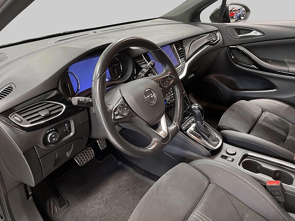 Opel Astra 8 of 15