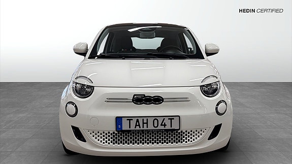 Fiat 500e 2 of 18