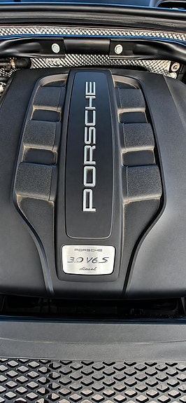 Porsche Macan S 5 of 6