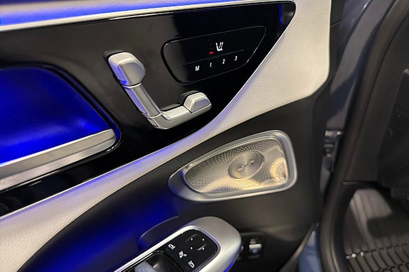 Mercedes-Benz C300 e 15 of 16