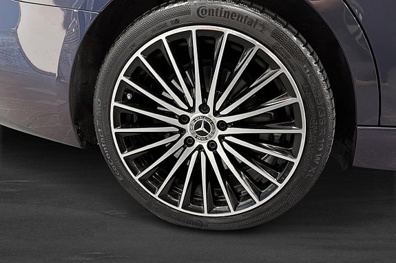 Mercedes-Benz C300 e 12 of 16