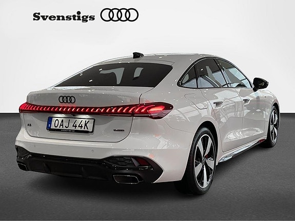 Audi A5 6 of 18