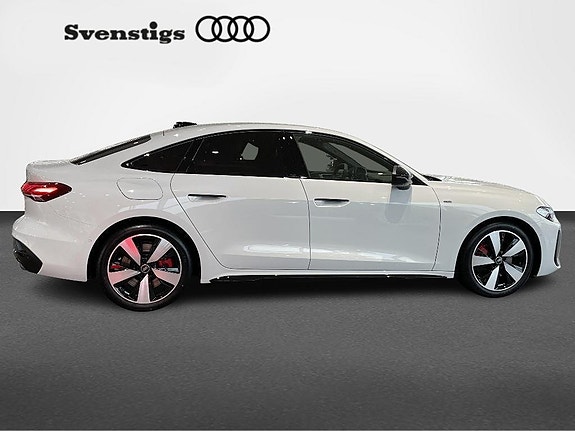 Audi A5 3 of 18