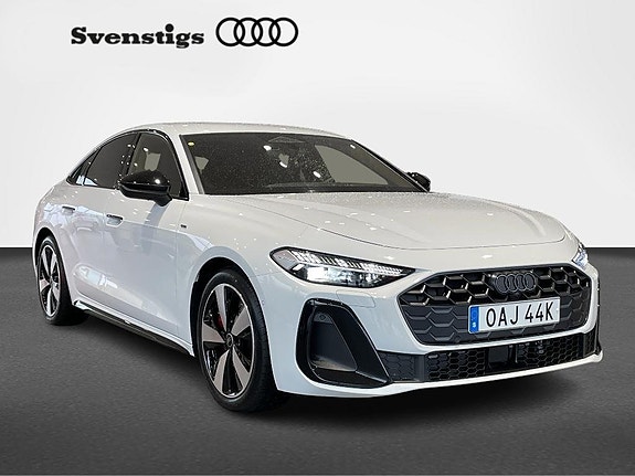 Audi A5 2 of 18